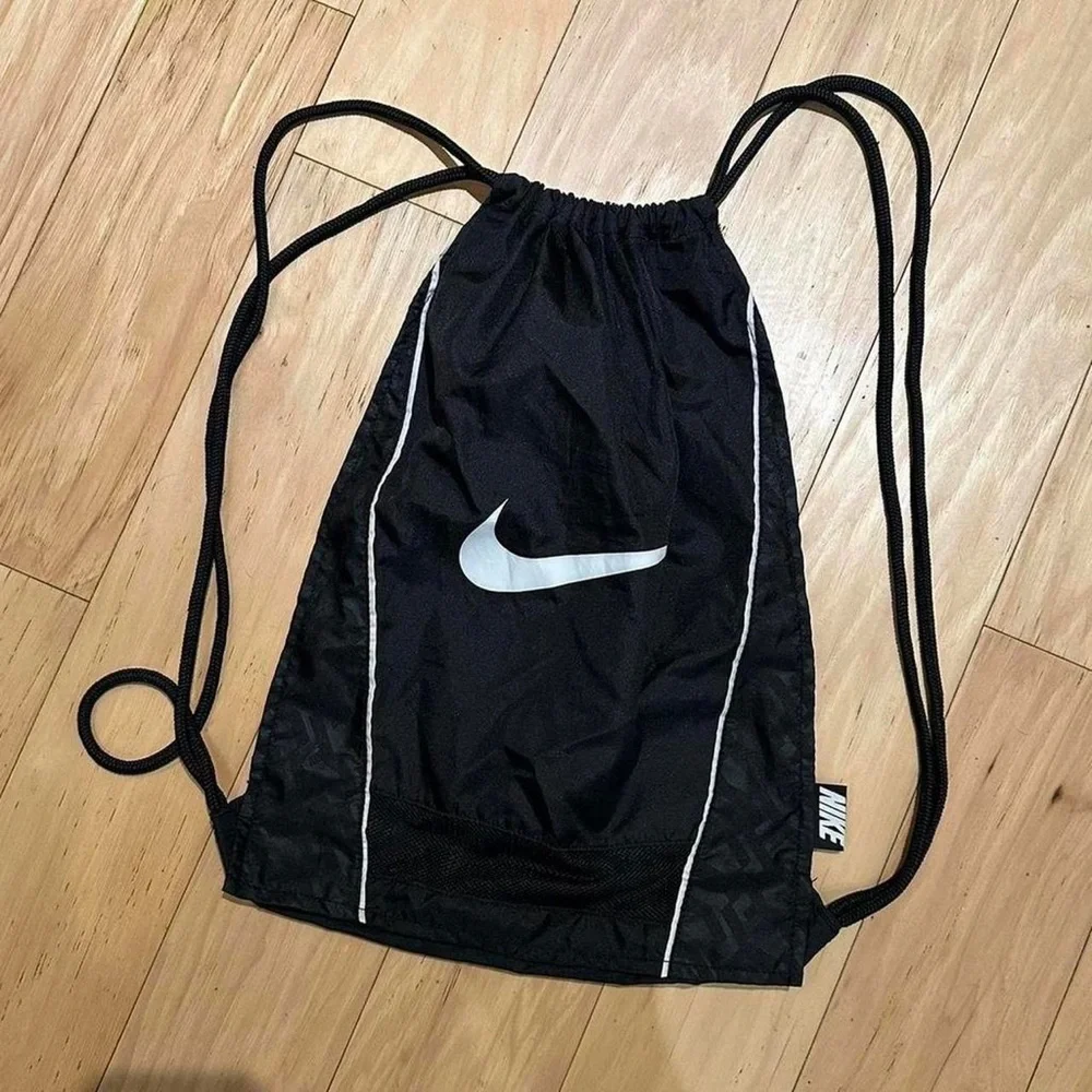 Nike Black and White Drawstring Backpack